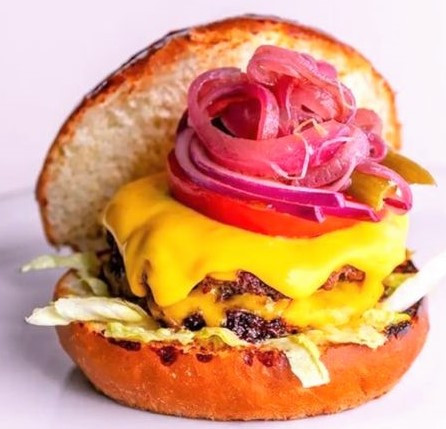 Lotino Bacon sandwich with cheese burger / ساندویچ بیکن لوتینو و به همراه برگر پنیری